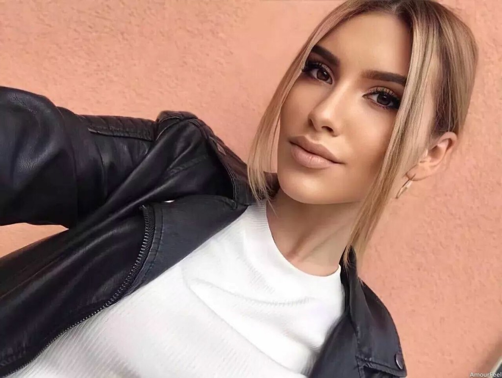 Anzhela Profile image 2