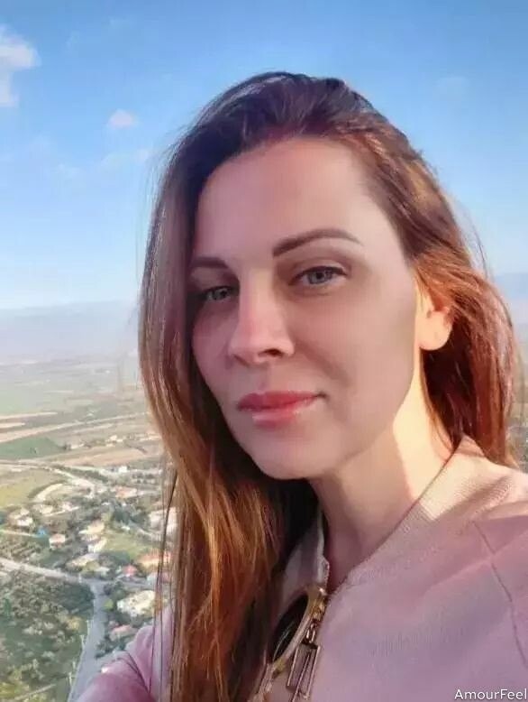 Diana Profile image 5