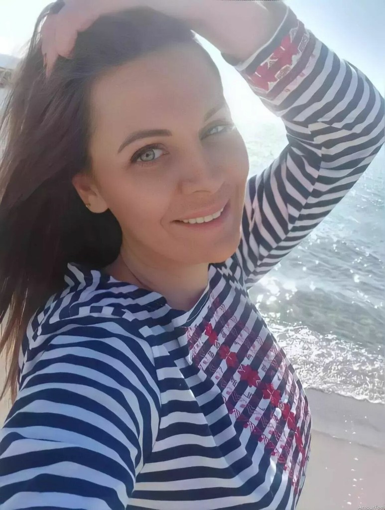 Diana Profile image 3