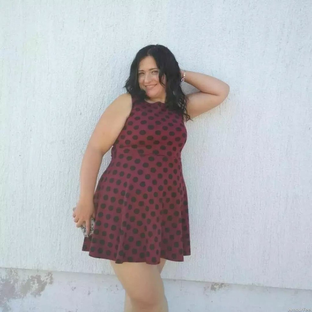 Yullia Profile image 6