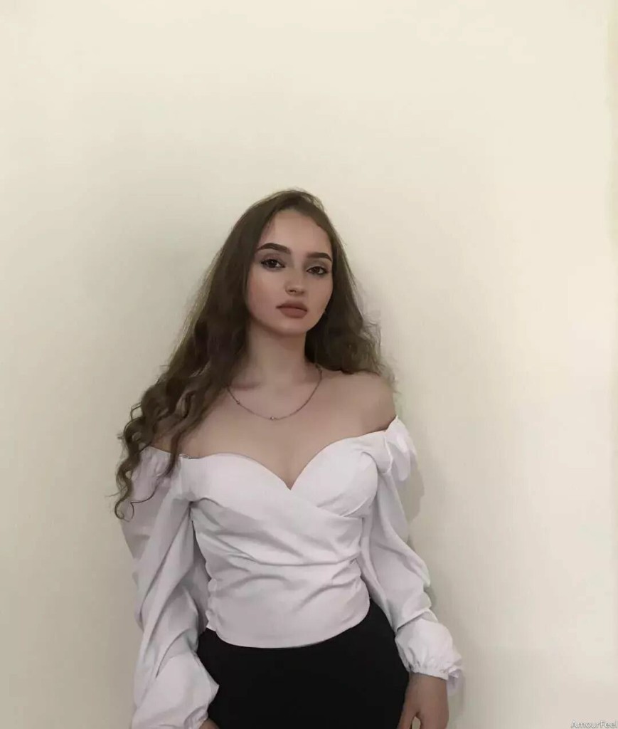 Oleksandra Profile image 3