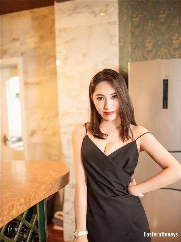 Fang Profile image 1