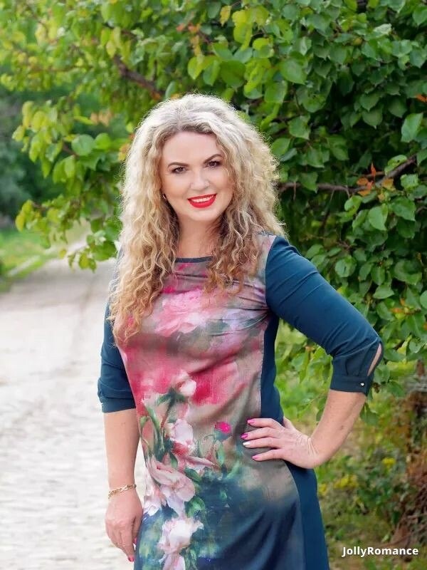 Alexandra Profile image 1