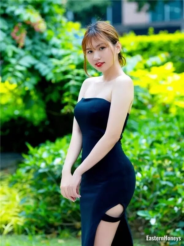 Oralie Profile image 2