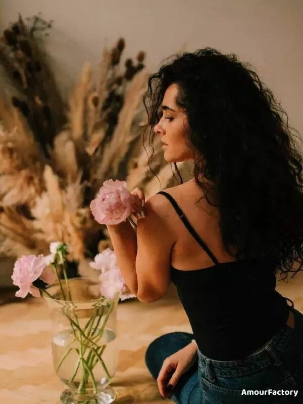 Yuliia Profile image 2