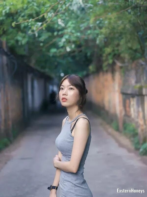 Yaqi Profile image 1