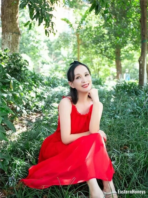 Xin Ling Profile image 2