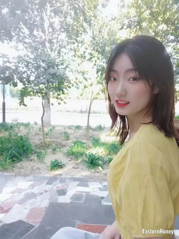 Yueying Profile image 1