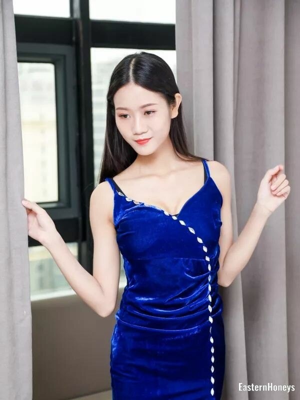 Minghong Profile image 3