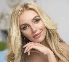 Stefania Profile image 3