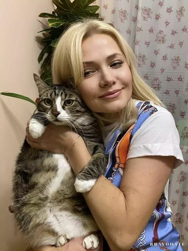 Lyubov Profile image 5