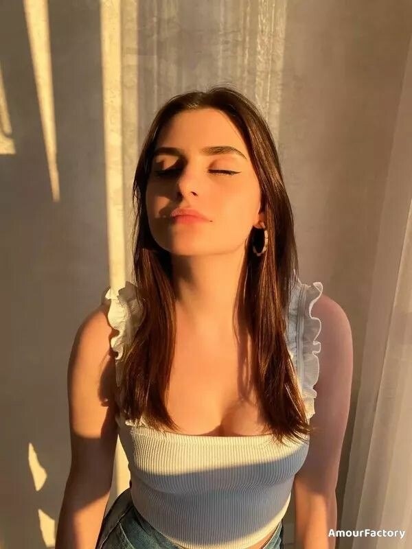 Alisa Profile image 4