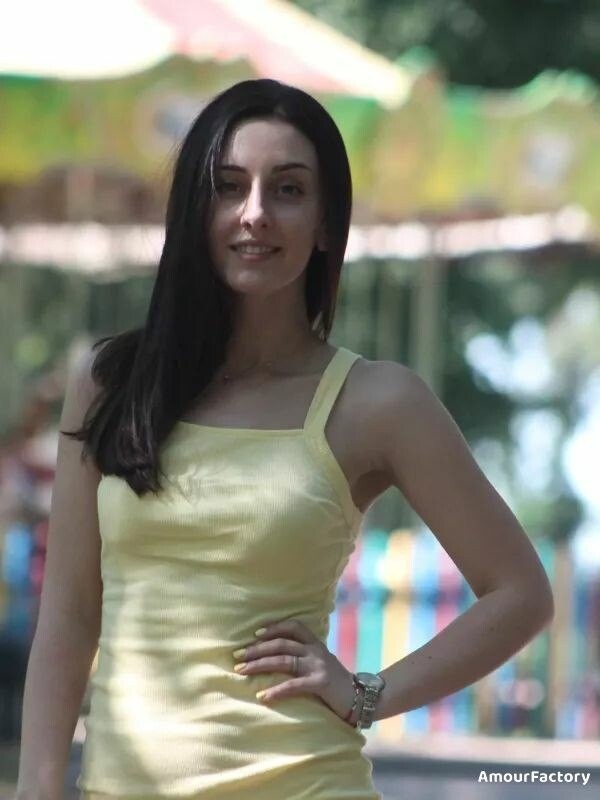 Valeria Profile image 5