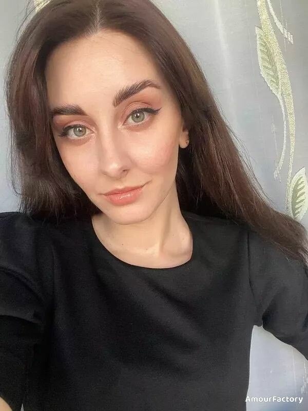 Valeria Profile image 1