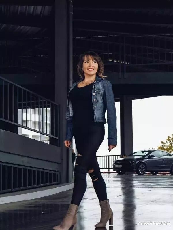 Lilia Profile image 5