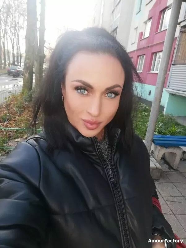 Mariya Profile image 4