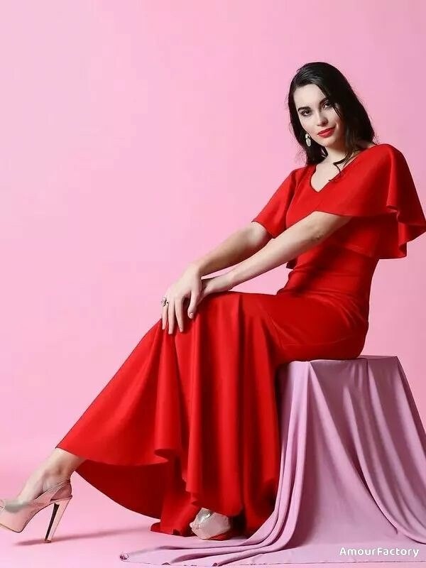 Oksana Profile image 3