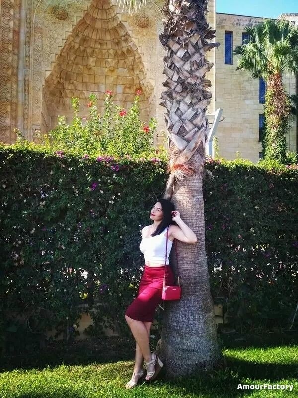 Oksana Profile image 2