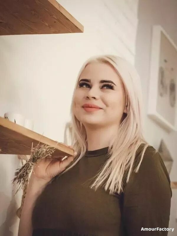 Anastasiya Profile image 4