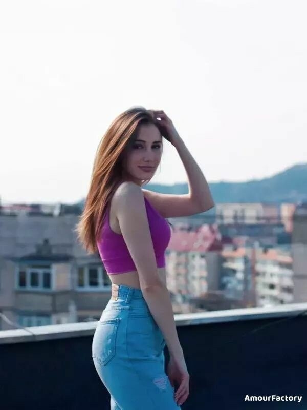 Nverui Profile image 3