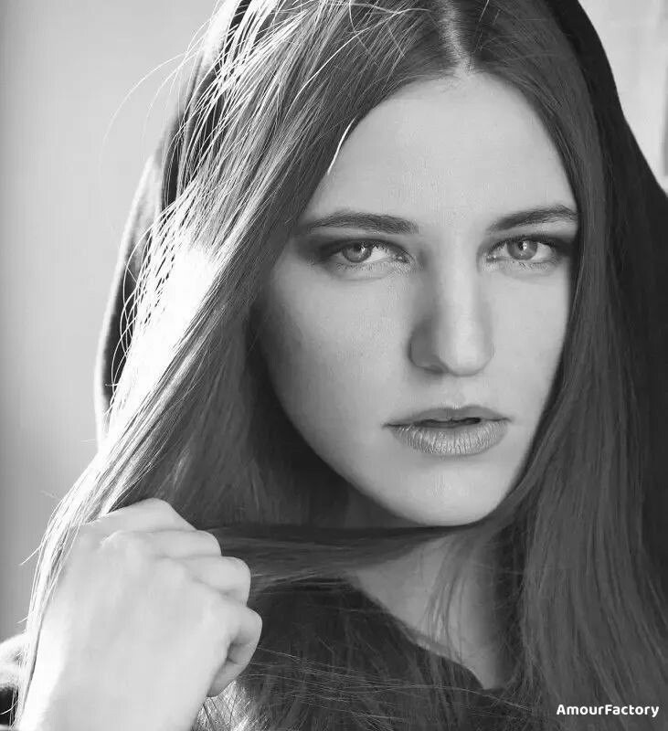 Oksana Profile image 5