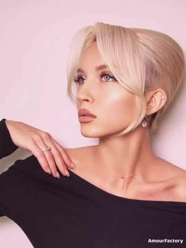 Ekaterina Profile image 1