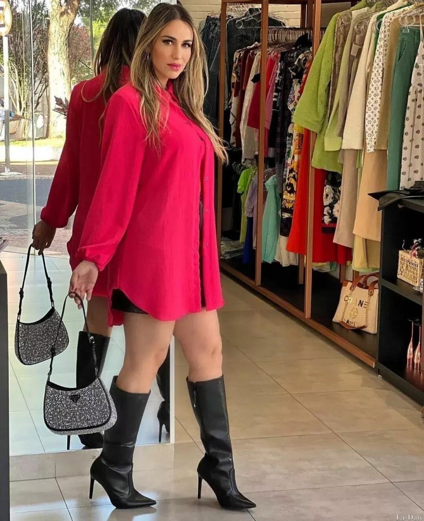 Carolina Profile image 1