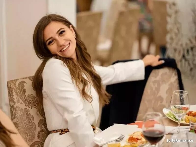 Irina Profile image 3