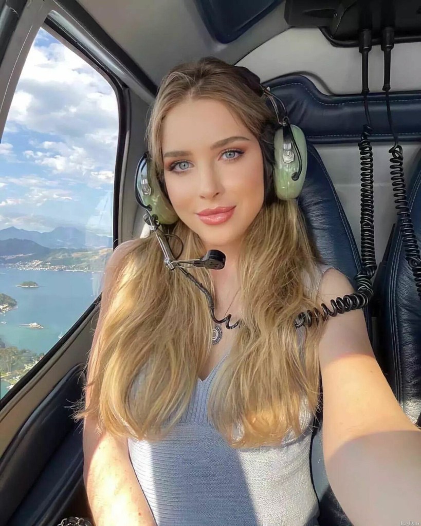 Maria Profile image 5