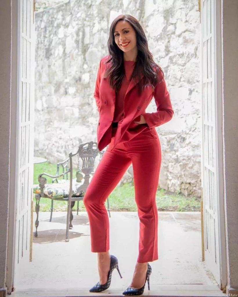 Camila Profile image 5