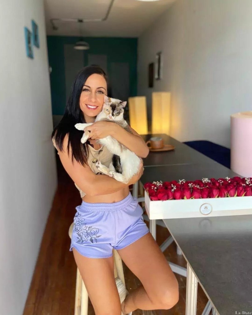 Camila Profile image 1