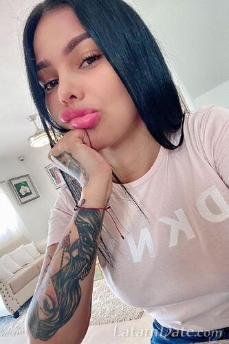 Leidy Profile image 1