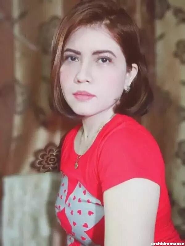 Veronica Profile image 4