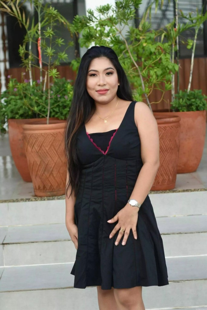 Anne Profile image 6