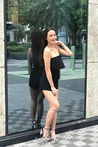 Darkrosebabe Profile image 3