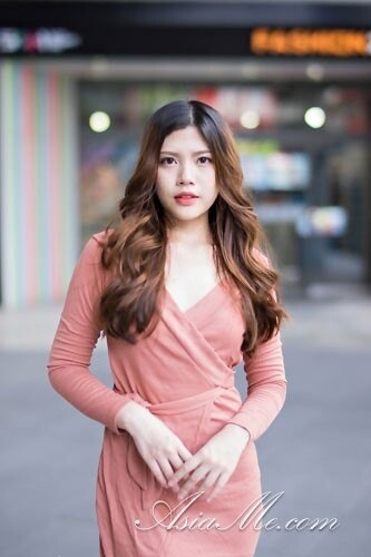 Lucy Profile image 3