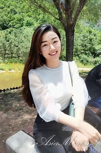 Huan Profile image 2